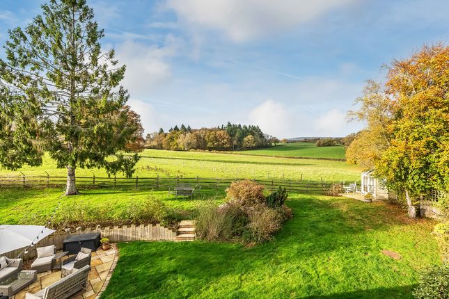 2 Forge Cottage, Edenbridge photo 2