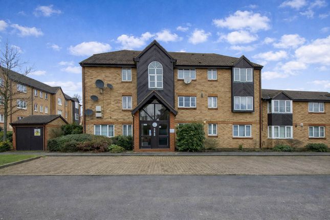 62 Kingfisher Way, 62, London photo 2