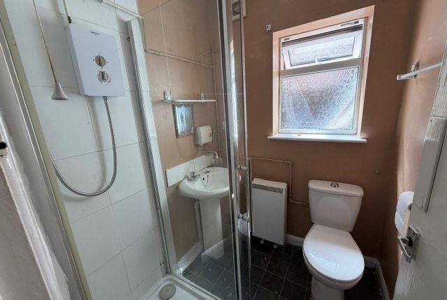 132, Yardley Road, Birmingham photo 3