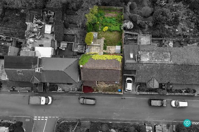 121, Low Road, Sheffield photo 4