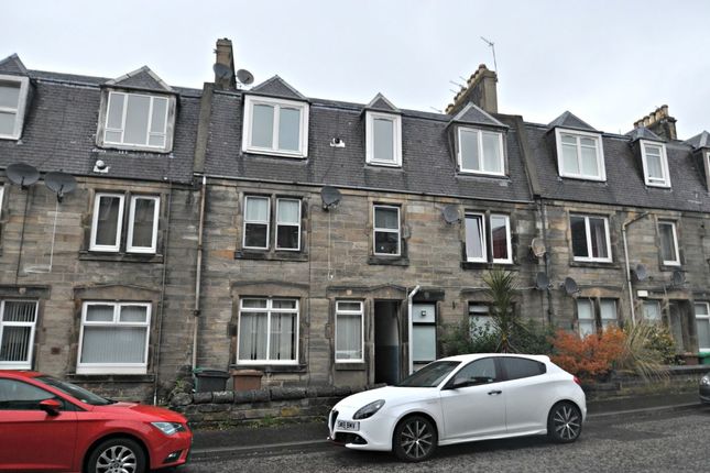 Thumbnail Flat to rent in 49d Victoria Terrace, Dunfermline, Fife