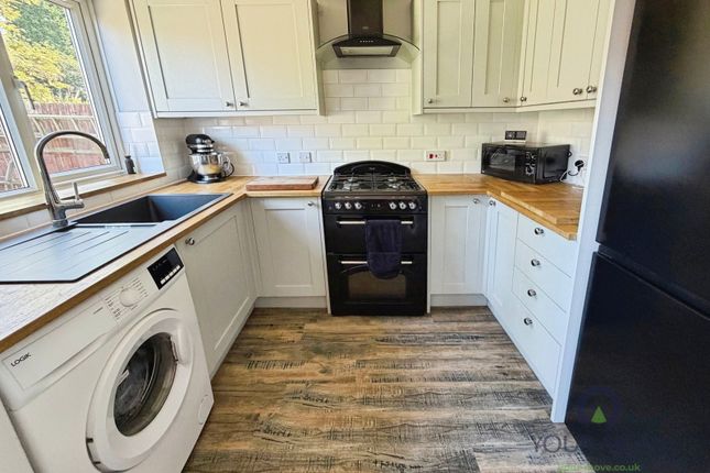81, Mill Hayes Road, Burslem, Staffordshire photo 3