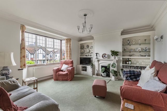 8, Abbotsbury Road, Hayes photo 2