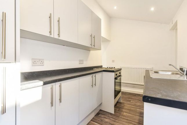 50 Sion Street, Pontypridd photo 3