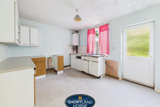 65, Glaisdale Avenue, Coventry photo 3