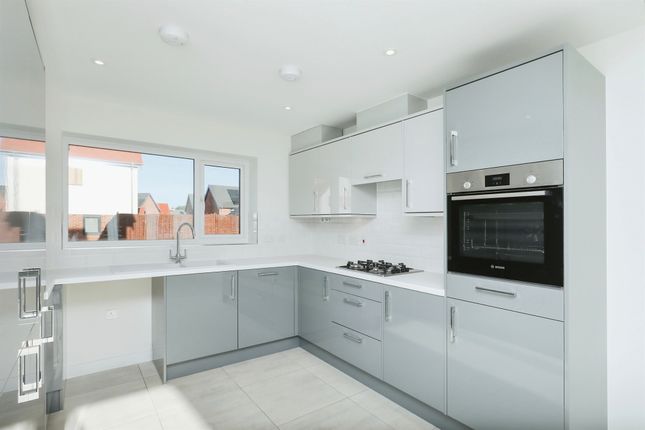 Golding, Plot 72, Cygnet Rise, Swaffham photo 3