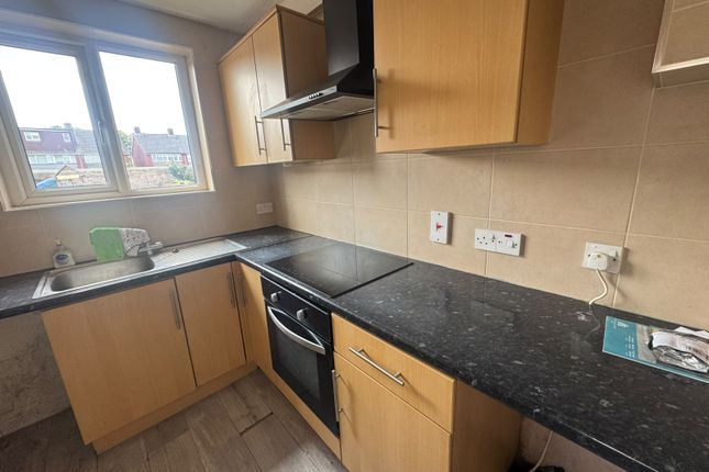 11 Goshawk Gardens, HAYES photo 5