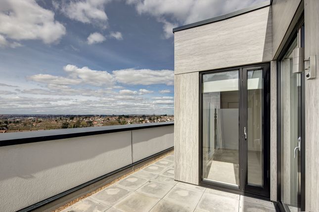Waldorf Place 3, Fairmount Mews, London photo 3