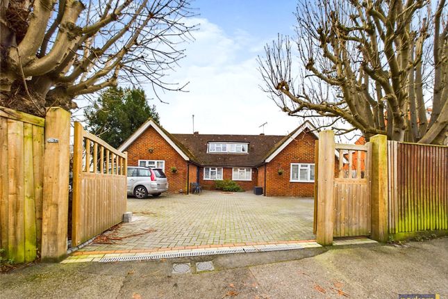 Bungalow for sale in Cholmeley Road, Reading, Berkshire
