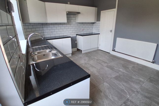 Mowbray St, Castleton, Rochdale photo 4