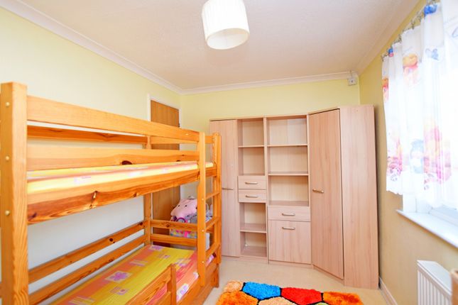 6, Warblers Way, Bognor Regis photo 4