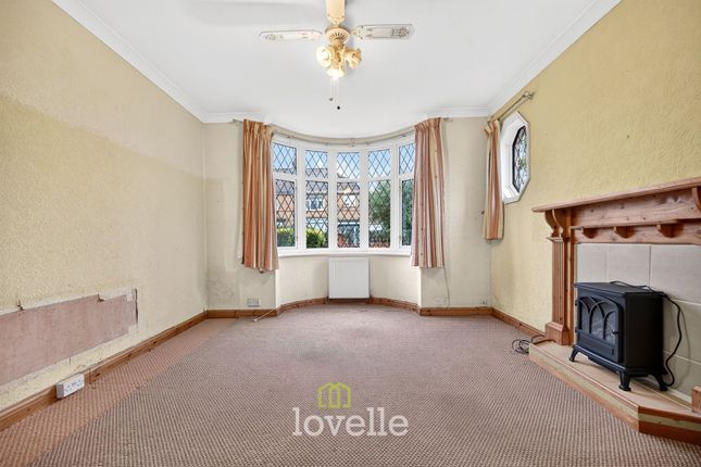 39 Cross Coates Road, Grimsby photo 4