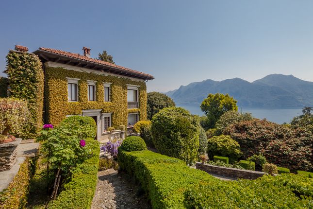 Thumbnail Villa for sale in Via Costanza, Verbania, Piemonte