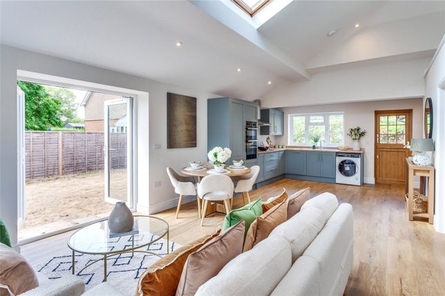 Studio Cottage,, Broad Common Road, Berkshire photo 4