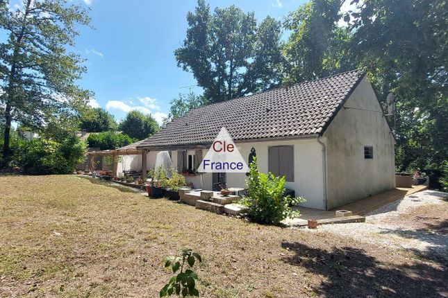 Detached house for sale in Chancelade, Aquitaine, 24650, France
