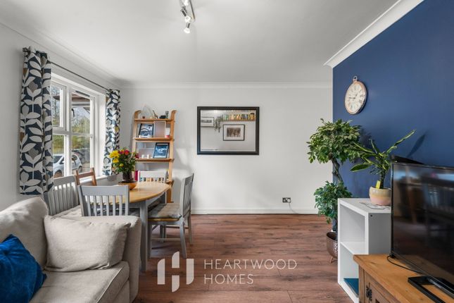 7 The Brambles, Prospect Road, St. Albans photo 4