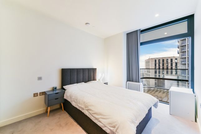 Flat for sale in Principal Tower, Principal Place, Shoreditch