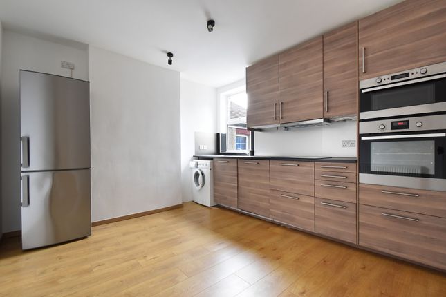 7, Lytchet Road, Bromley photo 4