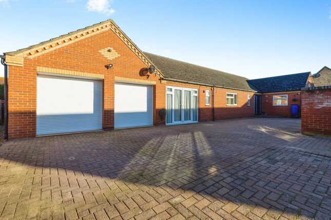 Thumbnail Detached bungalow for sale in Shiregate, Metheringham, Lincoln