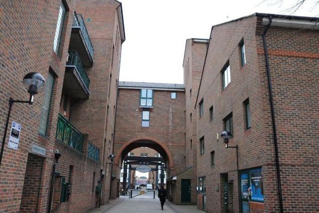 Parking/garage to rent in 17 Pepper Street, Canary Wharf, London