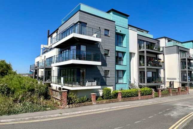 Thumbnail Flat for sale in Court Road, Hythe