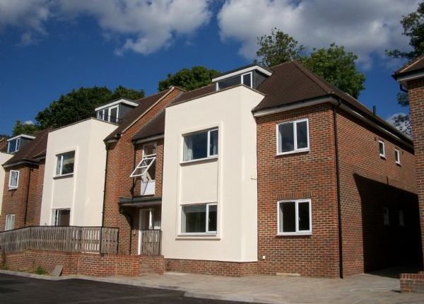 Thumbnail Flat to rent in Musgrove Close, Purley