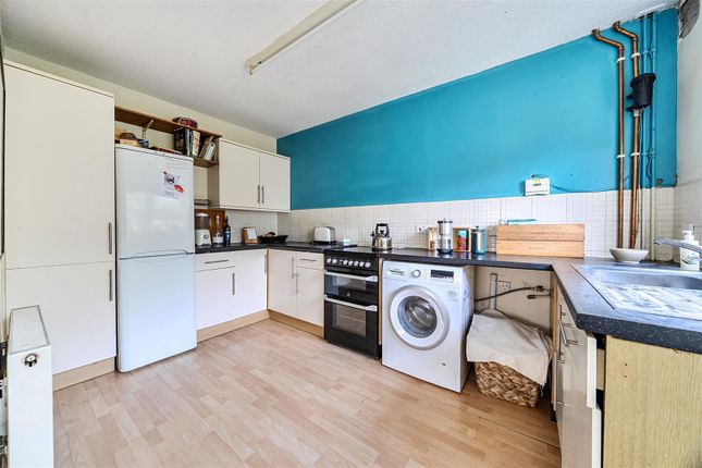 34, Meadowside, Beaminster photo 4