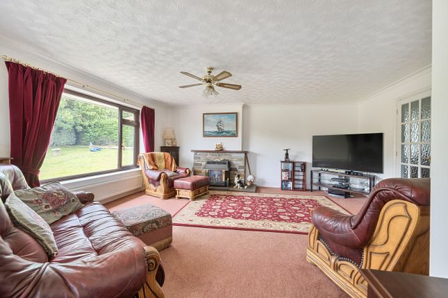 9, Huccaby Close, Devon photo 2