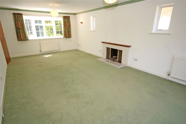 16, Sky End Lane, Lymington photo 4