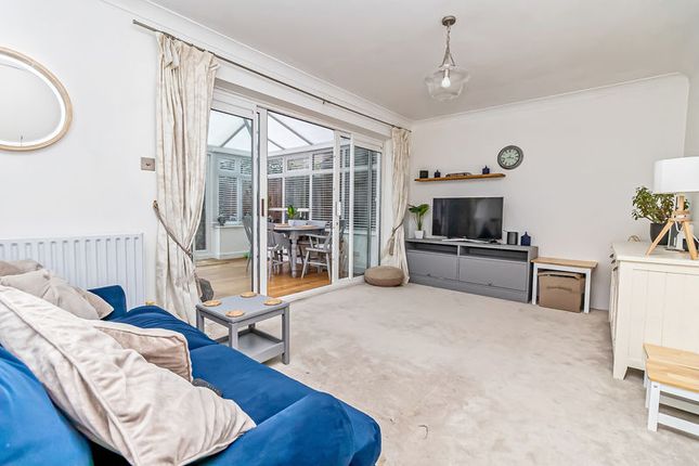 7, Mountbatten Square, Southsea photo 3