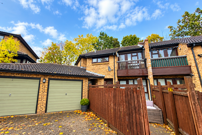 1-bed flat on Courtney Park Road, Basildon, £220,000
