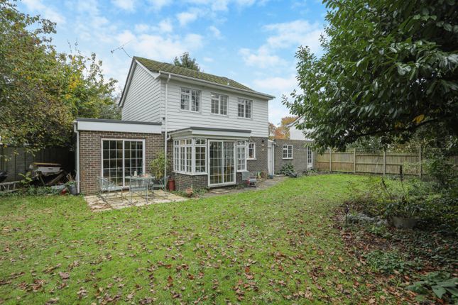 2, Roselands Gardens, Kent photo 4