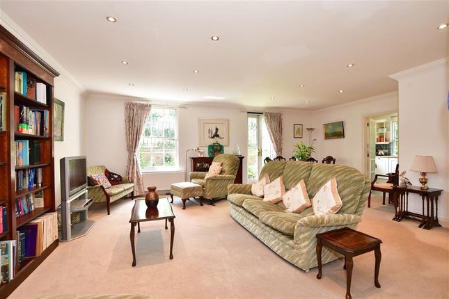Flat for sale in Bower Hill, Epping, Essex