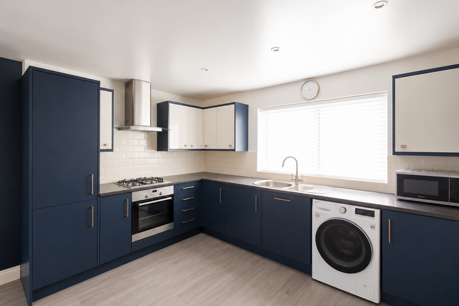 21B, Avondale Road, Harrow photo 4