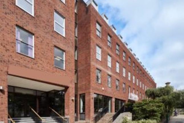 Office to let in Southernhay West, Exeter
