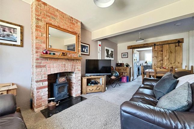 22, Glenwood Drive, Reading photo 2