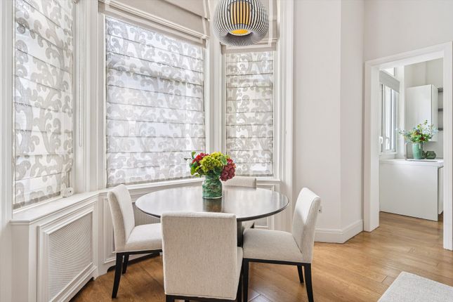 46, Tregunter Road, London photo 4
