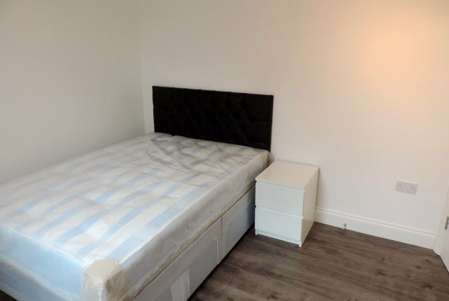 Room To Rent In Plumstead London Se18 Zoopla
