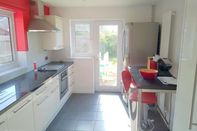 30, Bucklers Way, Bournemouth photo 2