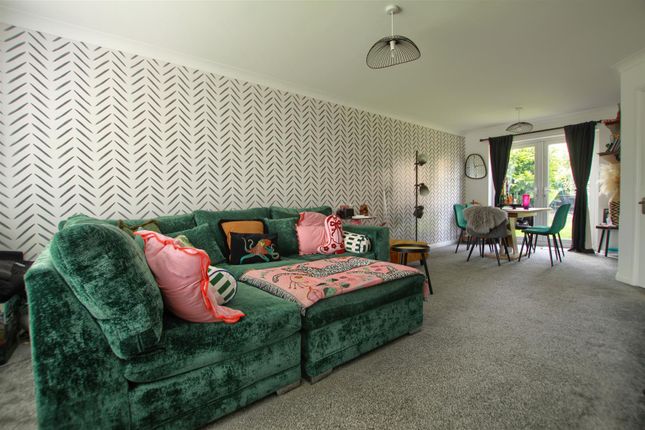 18, Wensleydale Grove, Stockton-On-Tees photo 4