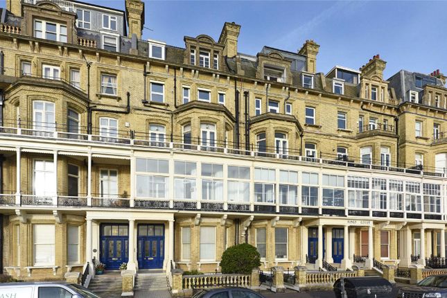 Flat for sale in Kings Gardens, Hove