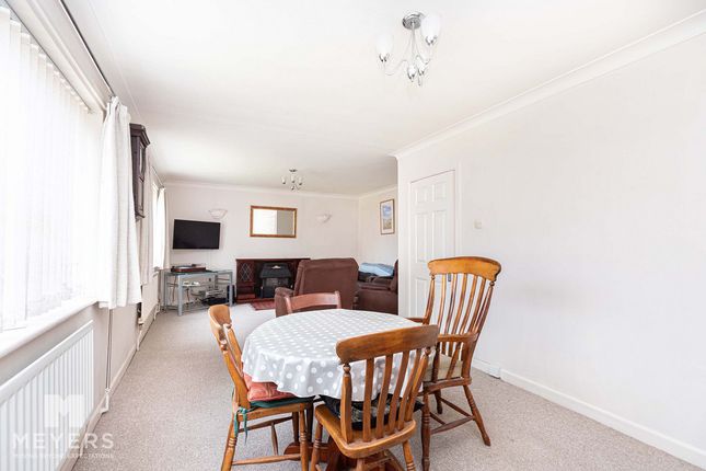 Flat Ground Floor Flat, 9, Belle Vue Crescent, Bournemouth photo 4