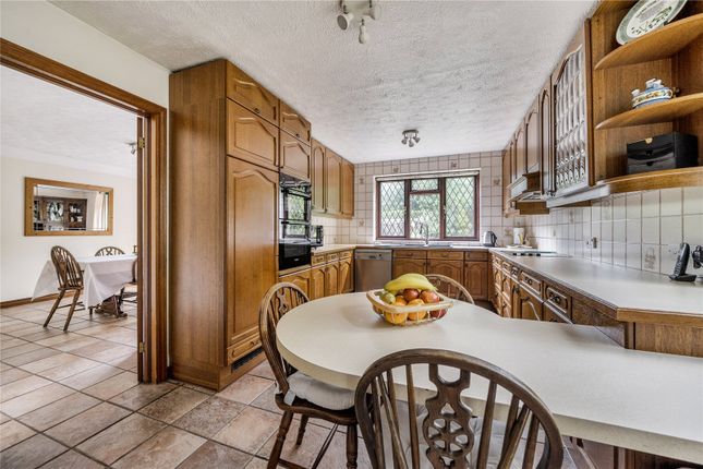 Dunbrin House, 2A, Blackwood Close, West Byfleet photo 4