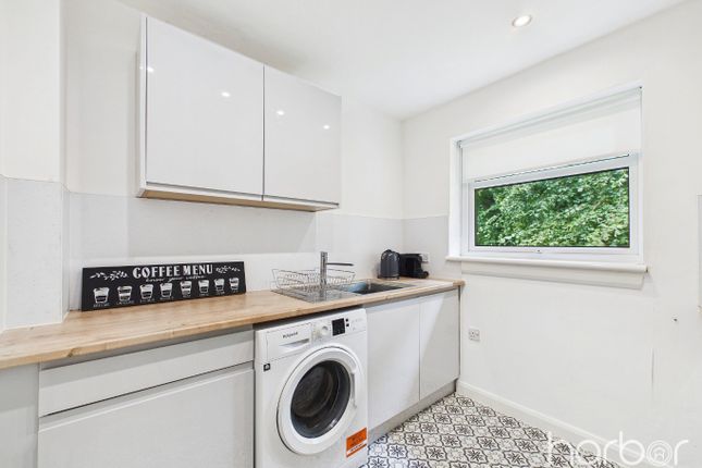 9 Elmslie Court, Baillieston, City of Glasgow photo 3