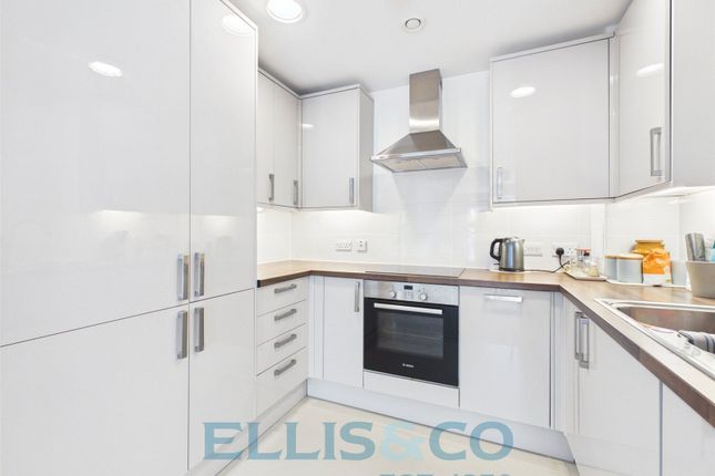 Flat 59, Rosewell House,, Tudeley Lane, Kent photo 2