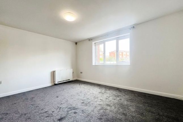16 Worsley Gardens, Mountain Street, Manchester photo 2