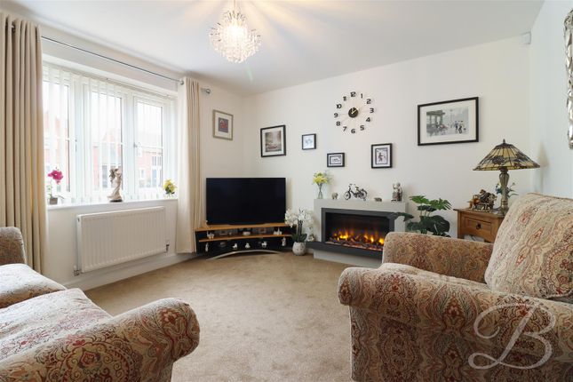15, Boundary Way, Chesterfield photo 3