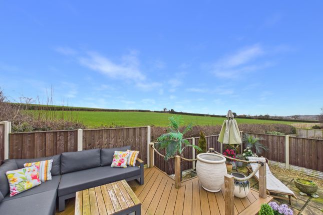 12, Green Lea, Dronfield photo 2