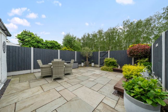 99 Vista Road, Newton-Le-Willows photo 4