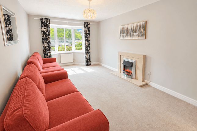 1, Chamberlain Drive, WILMSLOW photo 2